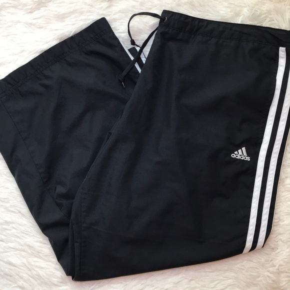 adidas Pants - Adidas Classic Three Stripe Capris